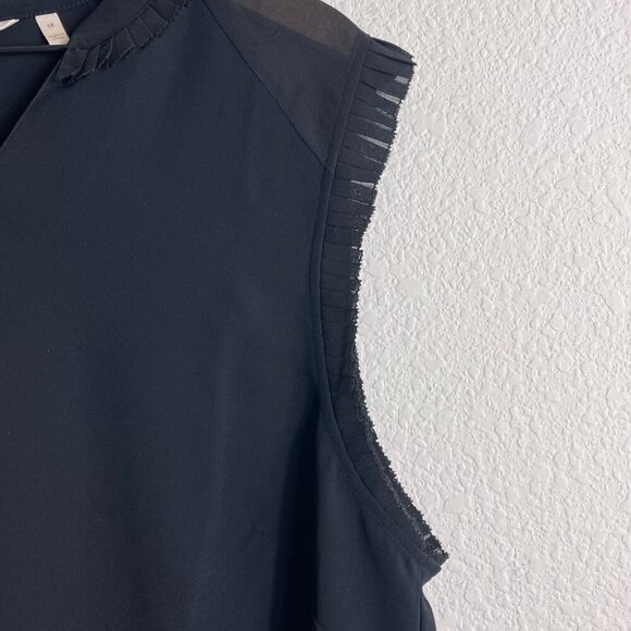 Soft Surroundings Black Ruffle V-Neck Sleeveless Top – 1X - Picture 7 of 10